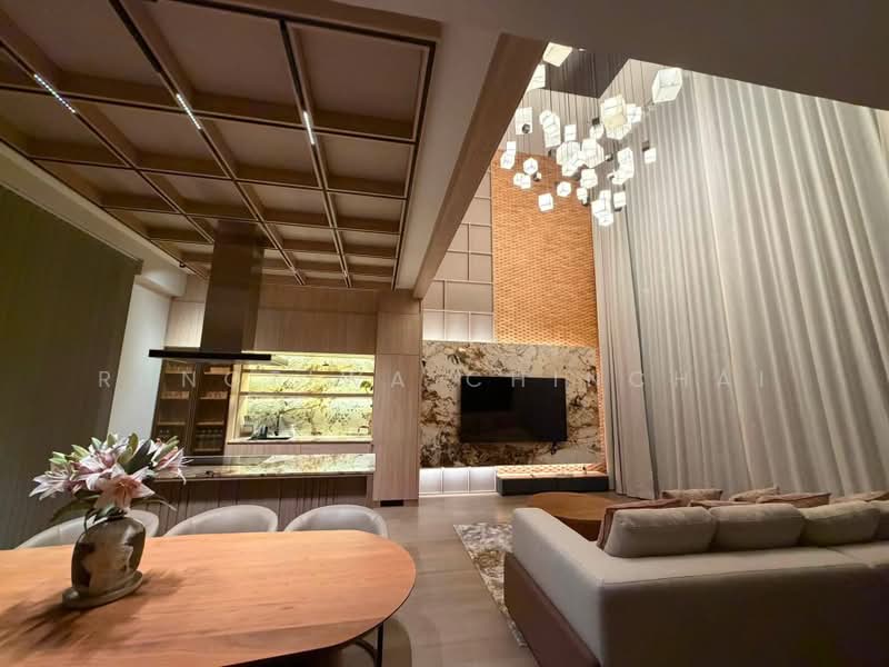 Luxury Townhome for Rent in Phrakanong - Onnut | Private Elevator | Fully Furnished, กรุงเทพ, สุขุมวิท 54, บางจาก, พระโขนง, กรุงเทพ, 320 ตร.ม., ทาวน์เฮ้าส์ ให้เช่า, โดย Rungtiwa Chinchai, 500447210 - DDproperty.com