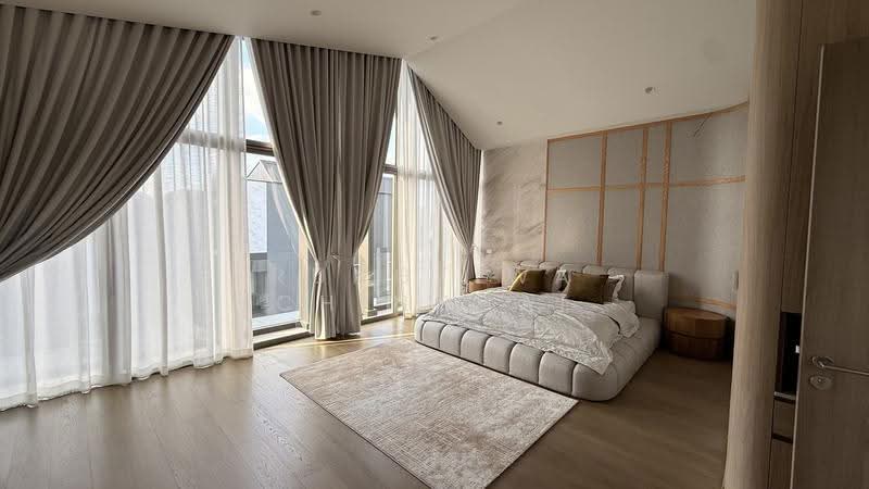 Luxury Townhome for Rent in Phrakanong - Onnut | Private Elevator | Fully Furnished, Bangkok, สุขุมวิท 54, Bang Chak, Phra Khanong, Bangkok, 3 Bedrooms, 320 sqm, Townhouse For Rent, by Rungtiwa Chinchai, 500447210 - DDproperty.com