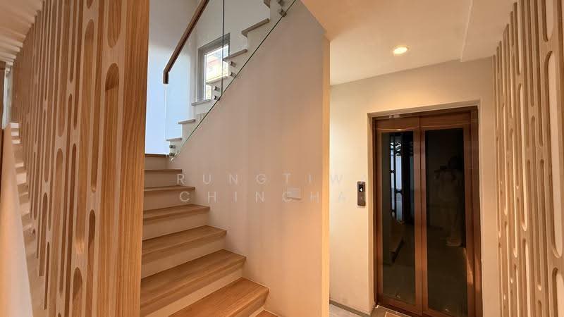 Luxury Townhome for Rent in Phrakanong - Onnut | Private Elevator | Fully Furnished, กรุงเทพ, สุขุมวิท 54, บางจาก, พระโขนง, กรุงเทพ, 320 ตร.ม., ทาวน์เฮ้าส์ ให้เช่า, โดย Rungtiwa Chinchai, 500447210 - DDproperty.com