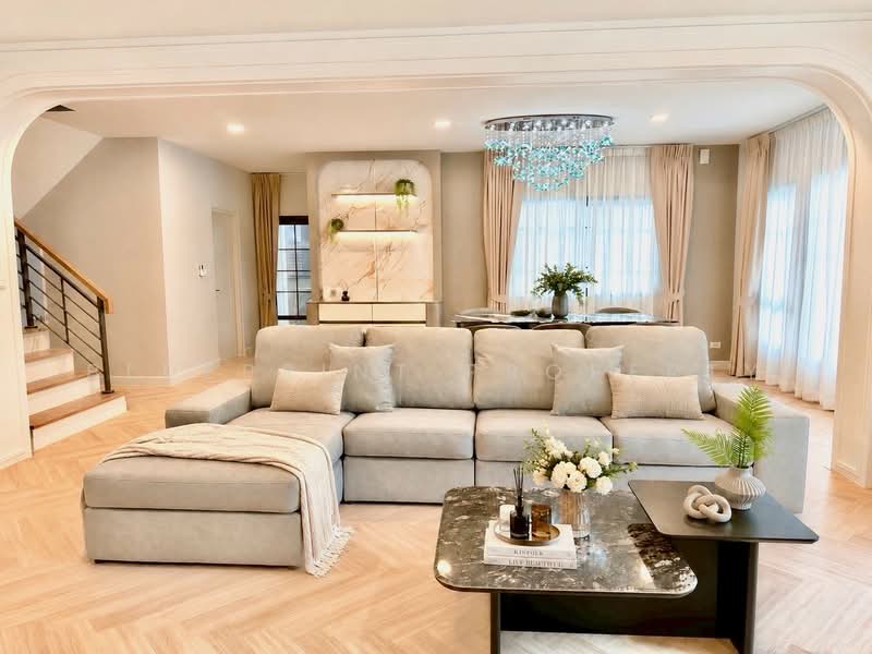 Centro Bangna, Samut Prakan, 111 Soi 3, Bang Kaeo, Bang Plee, Samut Prakan, 4 Bedrooms, 300 sqm, Single Detached House For Sale, by Blueprint Property, 500447258 - DDproperty.com