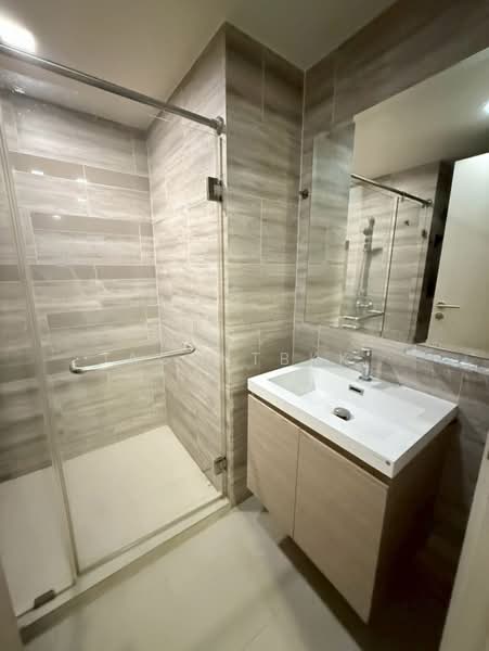 Maestro 03 Ratchada-Rama 9, Bangkok, Soi Ratchadaphisek 3 Ratchadaphisek Road, Din Daeng, Din Daeng, Bangkok, 1 Bedroom, 28 sqm, Condo For Rent, by Agentbkk, 500447260 - DDproperty.com