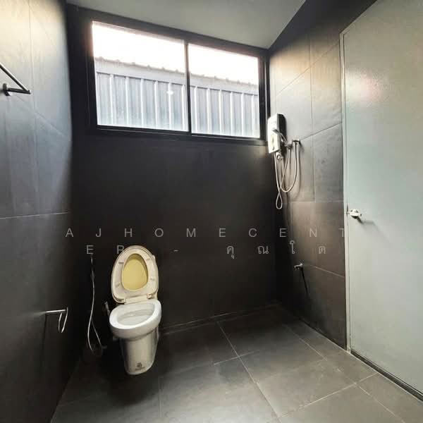 The Season Phetkasem 69, Bangkok, 79 Road along Khlong Phasi Charoen, southern side, Nong Kham, Nong Khaem, Bangkok, 3 Bedrooms, 180 sqm, Semi-Detached House (Twin House) For Sale, by AJHOMECENTER - คุณโต, 500447283 - DDproperty.com