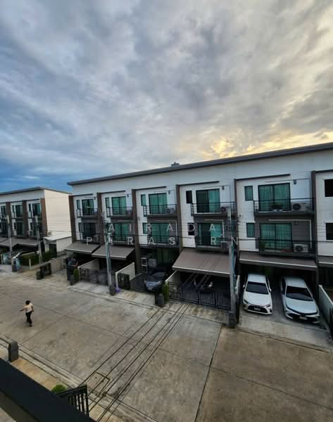 Baan Klang Mueng The Edition Phaholyothin-Ramintra, Bangkok, Theparak Road, Tha Rang, Bang Khen, Bangkok, 3 Bedrooms, 142 sqm, Single Detached House For Rent, by Airada Parasarn, 500447309 - DDproperty.com