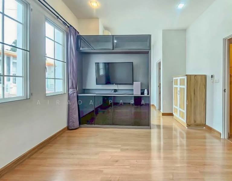 Golden Town Wongsawang-Ratchada, Nonthaburi, Pibulsongkram Road, Bang Khen, Muang Nonthaburi, Nonthaburi, 3 Bedrooms, 130 sqm, Townhouse For Rent, by Airada Parasarn, 500447325 - DDproperty.com