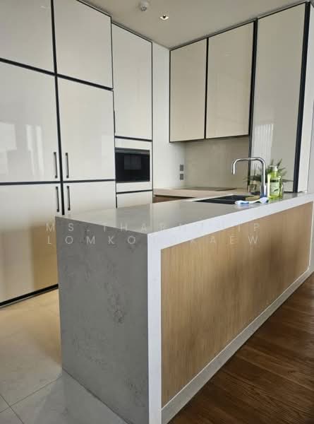 BEATNIQ Sukhumvit 32, Bangkok, Soi Sukhumvit 32, Sukhumvit Road, Khong Tan, Khlong Toei, Bangkok, 2 Bedrooms, 107 sqm, Condo For Rent, by Ms.Tharnthip Lomkongkaew, 500447335 - DDproperty.com