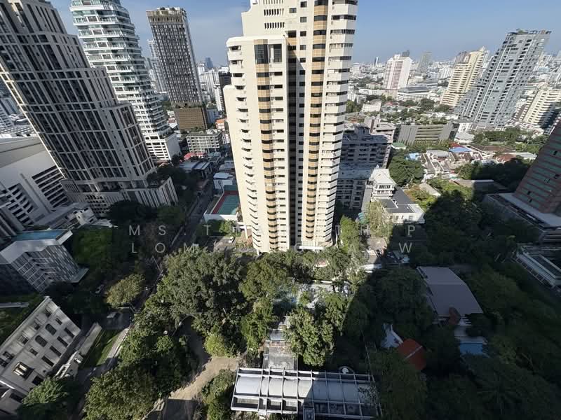 Vittorio 39, Bangkok, 8 Sukhumvit, Khlong Tan Nua, Watthana, Bangkok, 2 Bedrooms, 127 sqm, Condo For Rent, by Ms.Tharnthip Lomkongkaew, 500447352 - DDproperty.com