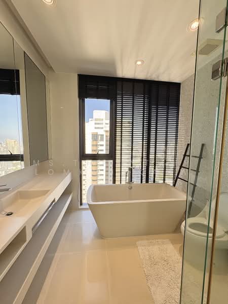 Vittorio 39, Bangkok, 8 Sukhumvit, Khlong Tan Nua, Watthana, Bangkok, 2 Bedrooms, 127 sqm, Condo For Rent, by Ms.Tharnthip Lomkongkaew, 500447352 - DDproperty.com
