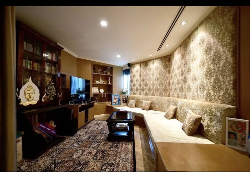 Sathorn Gardens : สาธร การ์เด้นส์, กรุงเทพ, 39 ถนนสาธรใต้, ทุ่งมหาเมฆ, สาทร, กรุงเทพ, 230 ตร.ม., คอนโด ขาย, โดย Ms.Tharnthip Lomkongkaew, 500447383 - DDproperty.com