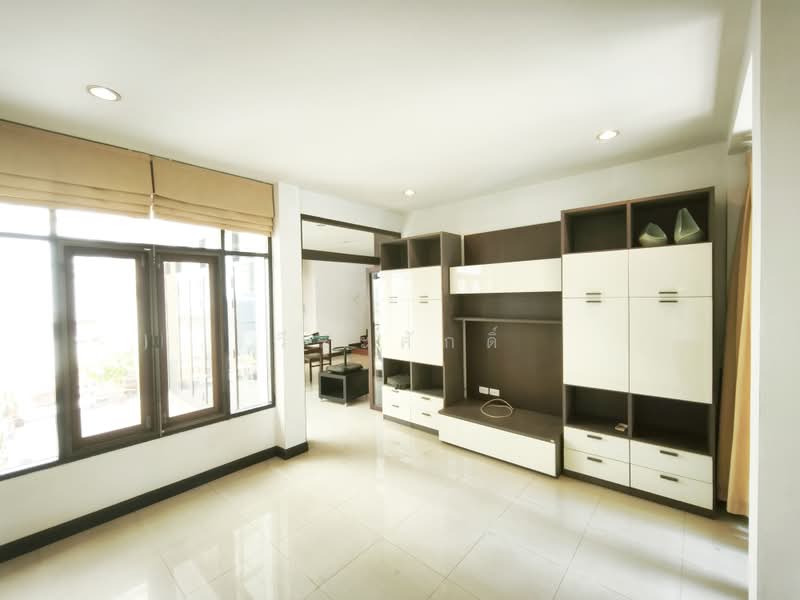 Areeya Casa Onnut, Bangkok, Khwaeng Suan Luang, Suan Luang, Bangkok, 4 Bedrooms, 280 sqm, Single Detached House For Sale, by วีระศักดิ์, 500447393 - ห้องอเนกประสงค์ - DDproperty.com