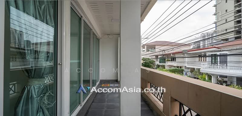 Home Office 3 Bedrooms Townhouse for Rent in Sukhumvit, Bangkok near BTS Phrom Phong, Bangkok, Khlong Tan Nua, Watthana, Bangkok, 3 Bedrooms, 250 sqm, Single Detached House For Rent, by Accom Asia, 500447422 - DDproperty.com