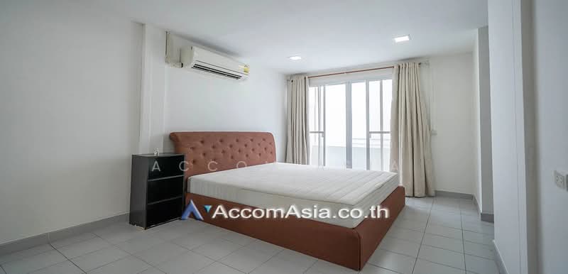 Home Office 3 Bedrooms Townhouse for Rent in Sukhumvit, Bangkok near BTS Phrom Phong, Bangkok, Khlong Tan Nua, Watthana, Bangkok, 3 Bedrooms, 250 sqm, Single Detached House For Rent, by Accom Asia, 500447422 - DDproperty.com