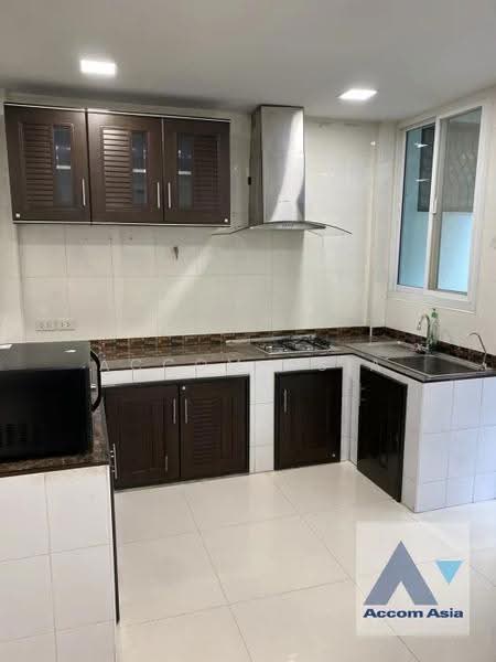 Home Office 3 Bedrooms Townhouse for Rent in Sukhumvit, Bangkok near BTS Phrom Phong, Bangkok, Khlong Tan Nua, Watthana, Bangkok, 3 Bedrooms, 250 sqm, Single Detached House For Rent, by Accom Asia, 500447422 - DDproperty.com