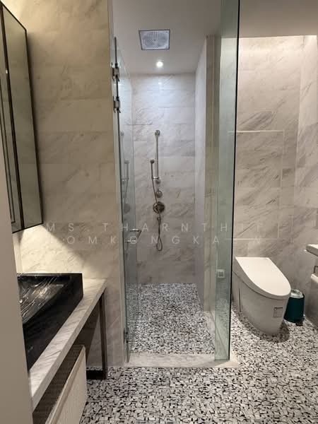 The Residences At Mandarin Oriental, Bangkok, 117 Charoen Nakorn Road, Khlong Ton Sai, Khlong San, Bangkok, 2 Bedrooms, 112 sqm, Condo For Rent, by Ms.Tharnthip Lomkongkaew, 500447437 - DDproperty.com