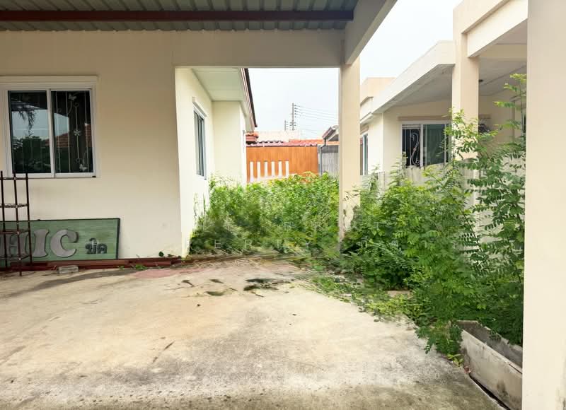 Baan Marui Sothon 1, Chachoengsao, Main road Bangpakong-Chachoengsao, Sothon, Muang Chachoengsao, Chachoengsao, 3 Bedrooms, 100 sqm, Single Detached House For Sale, by The Best Property กีต้าร์, 500447445 - DDproperty.com