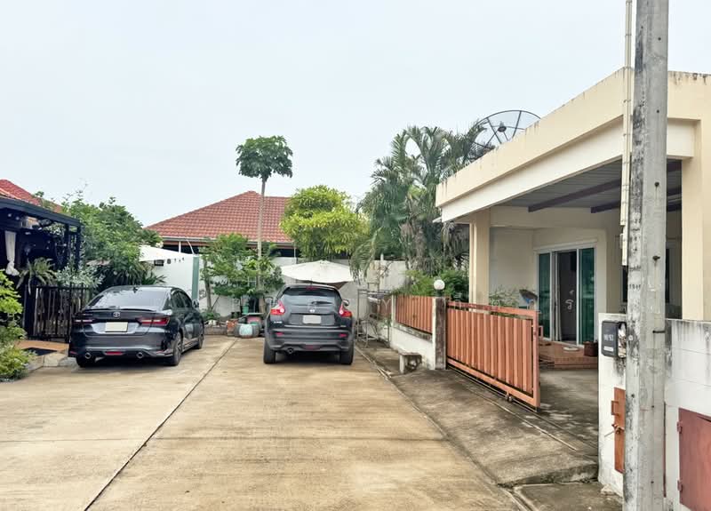 Baan Marui Sothon 1, Chachoengsao, Main road Bangpakong-Chachoengsao, Sothon, Muang Chachoengsao, Chachoengsao, 3 Bedrooms, 100 sqm, Single Detached House For Sale, by The Best Property กีต้าร์, 500447445 - DDproperty.com