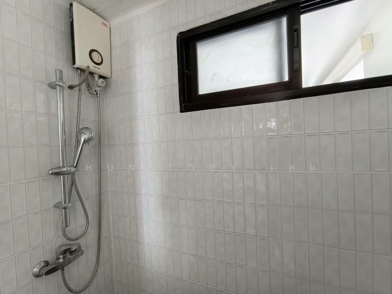 Lumpini Place Narathiwas-Chaopraya, Bangkok, 1298 Rama 3 Road, Chong Nonsi, Yan Nawa, Bangkok, 2 Bedrooms, 68 sqm, Condo For Sale, by Khun Toey เตย, 500447458 - DDproperty.com