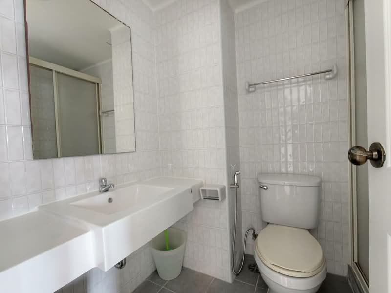 Lumpini Place Narathiwas-Chaopraya, Bangkok, 1298 Rama 3 Road, Chong Nonsi, Yan Nawa, Bangkok, 2 Bedrooms, 68 sqm, Condo For Sale, by Khun Toey เตย, 500447458 - DDproperty.com