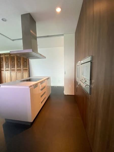 185 Rajadamri, Bangkok, 185 Rajadamri Road, Lumphini, Pathum Wan, Bangkok, 3 Bedrooms, 200 sqm, Condo For Rent, by Ms.Tharnthip Lomkongkaew, 500447462 - DDproperty.com