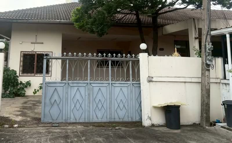 1-Storey house over 300 sq m. near Ratchyothin, Bangkok, Chatuchak, Chatuchak, Bangkok, 2 Bedrooms, 300 sqm, Single Detached House For Rent, by ปรีชา จิตต์สมนึก, 500447485 - DDproperty.com