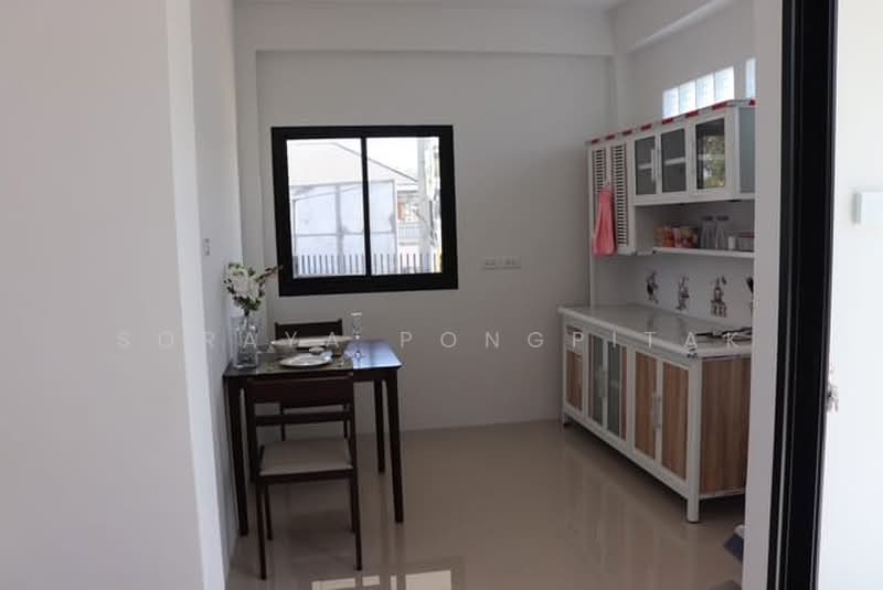 บ้านนอดิก มินิมอล, Sakon Nakhon, That Na Weng, Muang Sakon Nakhon, Sakon Nakhon, 2 Bedrooms, 90 sqm, Townhouse For Sale, by Soraya Pongpitak, 500447491 - DDproperty.com