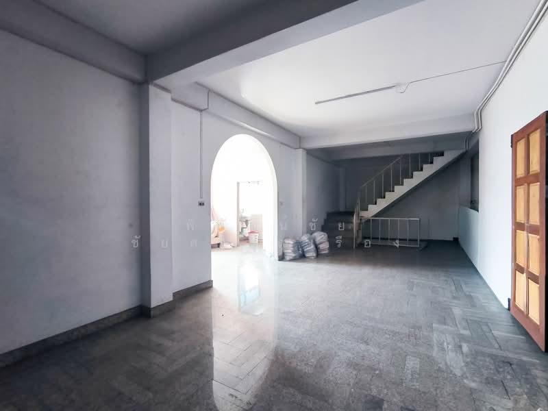 For Sale: 3 units of commercial building with land (56+60 sq wah) on Rama 2 Soi 59, Bangkok, พระราม2, Samae Dam, Bang Khun Thian, Bangkok, , 660 sqm, Shophouse For Sale, by พิพัฒน์ชัย ชัยศรีบุญเรือง, 500447515 - DDproperty.com