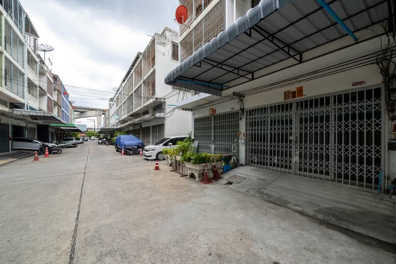 ซอยหมู่บ้านวิศาล 76 ท่าพระ, Bangkok, Wat Tha Pra, Bangkok Yai, Bangkok, 2 Bedrooms, 161 sqm, Townhouse For Rent, by อุกฤษฎ์ สัตย์ตระกูลวงศ์, 500447533 - DDproperty.com