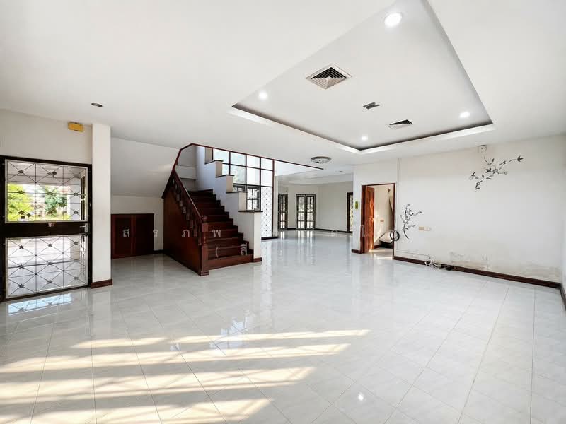 หมู่บ้านเมืองดี, Bangkok, Sala Thammasop, Thawi Watthana, Bangkok, 5 Bedrooms, 325 sqm, Single Detached House For Sale, by สรภพ ยอดไชย (สีฝุ่น), 500447571 - DDproperty.com