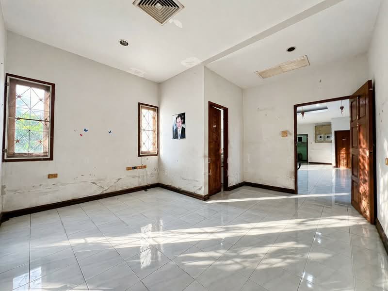 หมู่บ้านเมืองดี, Bangkok, Sala Thammasop, Thawi Watthana, Bangkok, 5 Bedrooms, 325 sqm, Single Detached House For Sale, by สรภพ ยอดไชย (สีฝุ่น), 500447571 - DDproperty.com