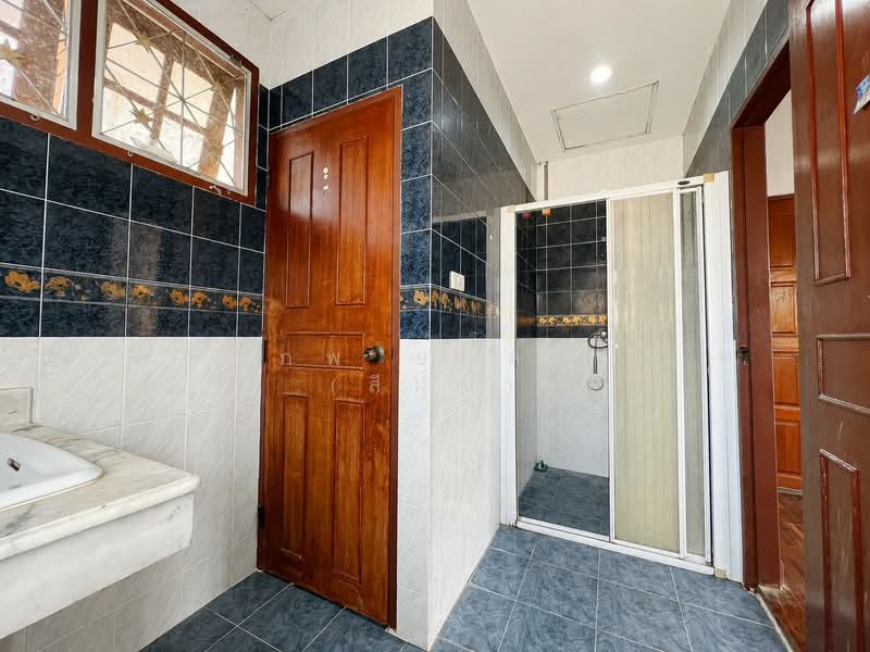 หมู่บ้านเมืองดี, Bangkok, Sala Thammasop, Thawi Watthana, Bangkok, 5 Bedrooms, 325 sqm, Single Detached House For Sale, by สรภพ ยอดไชย (สีฝุ่น), 500447571 - DDproperty.com