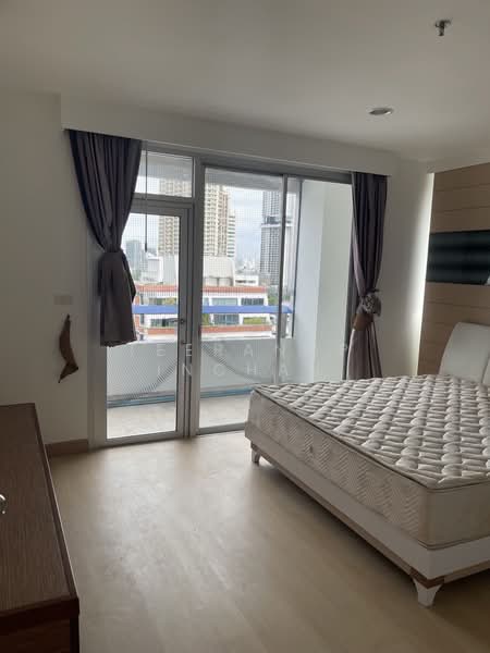 St Louis Grand Terrace, Bangkok, Soi Sathon 11 S Sathon Rd, Yan Nawa, Sathon, Bangkok, 2 Bedrooms, 108 sqm, Condo For Rent, by Teeranop Inchan, 500447597 - DDproperty.com