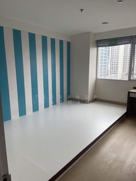 St Louis Grand Terrace : เซ็นต์ห ลุยส์ แกรนด์ เทอเรส, กรุงเทพ, ซอย สาทร 11 S Sathon Rd, ยานนาวา, สาทร, กรุงเทพ, 108 ตร.ม., คอนโด ให้เช่า, โดย Teeranop Inchan, 500447597 - DDproperty.com