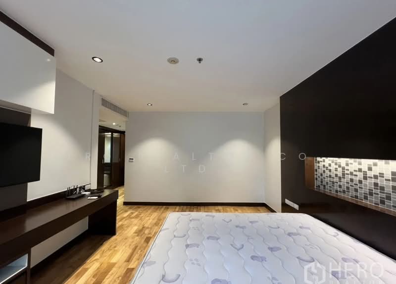 For Rent 2 Bedroom Apartment Thonglor in Watthana Bangkok HRE01128, กรุงเทพ, คลองตันเหนือ, วัฒนา, กรุงเทพ, 150 ตร.ม., ทาวน์เฮ้าส์ ให้เช่า, โดย Hero Realtor Co., Ltd., 500447625 - DDproperty.com