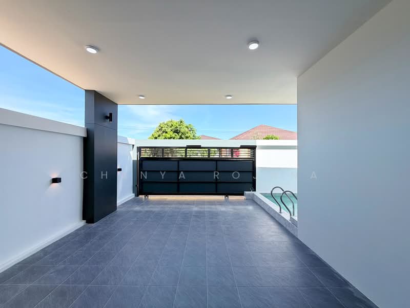 Modern Pool Villa in Huai Yai - Chaiyapruek 2 Pattaya, Chon Buri (Pattaya), เขามะกอก 10, Huai Yai, Bang Lamung (Pattaya), Chon Buri (Pattaya), 3 Bedrooms, 160 sqm, Single Detached House For Sale, by Chanya Rojana, 500447646 - DDproperty.com