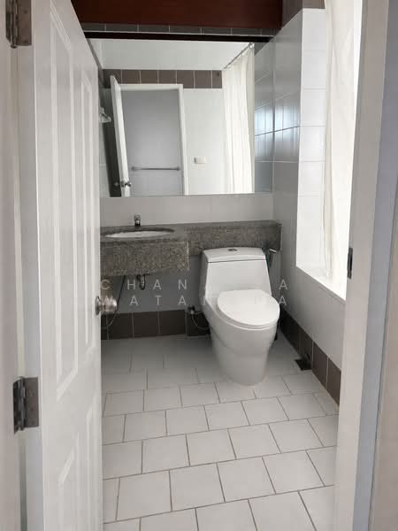 Bangkok Garden Apartment, Bangkok, 289 4 Naradhiwas Rajanakarindra 24 Alley, Chong Nonsi, Yan Nawa, Bangkok, 2 Bedrooms, 105 sqm, Apartment For Sale, by Chananya Watanapa, 500447659 - DDproperty.com