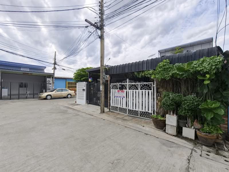 หมู่บ้านบูรพาวิลล่า 16, Bangkok, Don Mueang, Bangkok, 2 Bedrooms, 80 sqm, Townhouse For Sale, by ภัทรนัน อิศรางกูร ณ อยุธยา, 500447668 - DDproperty.com
