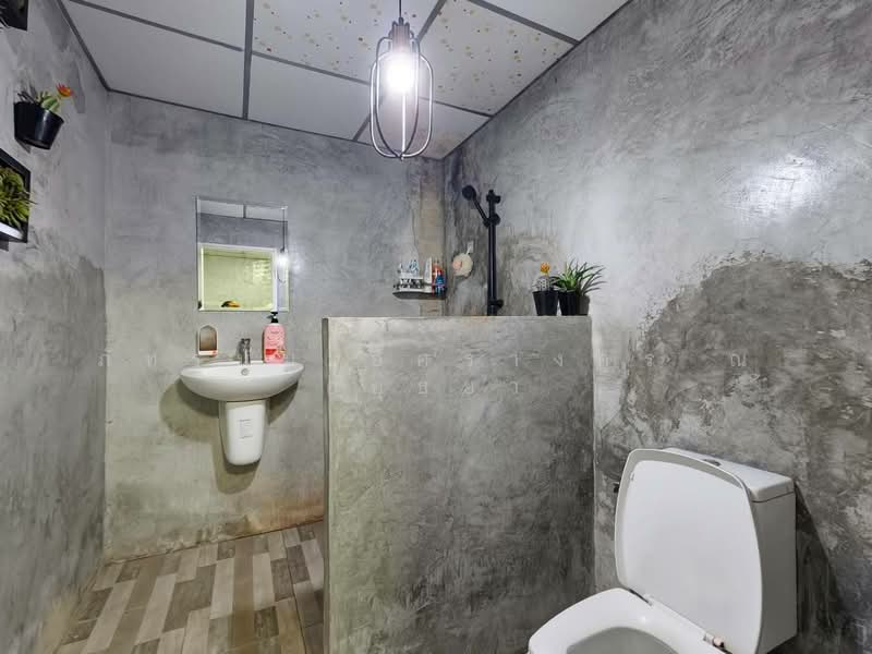 หมู่บ้านบูรพาวิลล่า 16, Bangkok, Don Mueang, Bangkok, 2 Bedrooms, 80 sqm, Townhouse For Sale, by ภัทรนัน อิศรางกูร ณ อยุธยา, 500447668 - DDproperty.com