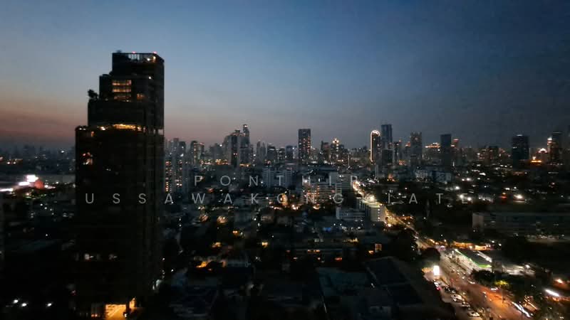 The Parco Condominium, Bangkok, 88 4 Nanglinchi Road, Thung Maha Mek, Sathon, Bangkok, 2 Bedrooms, 120 sqm, Condo For Rent, by Ponthip Ussawakongkiate, 500447672 - DDproperty.com
