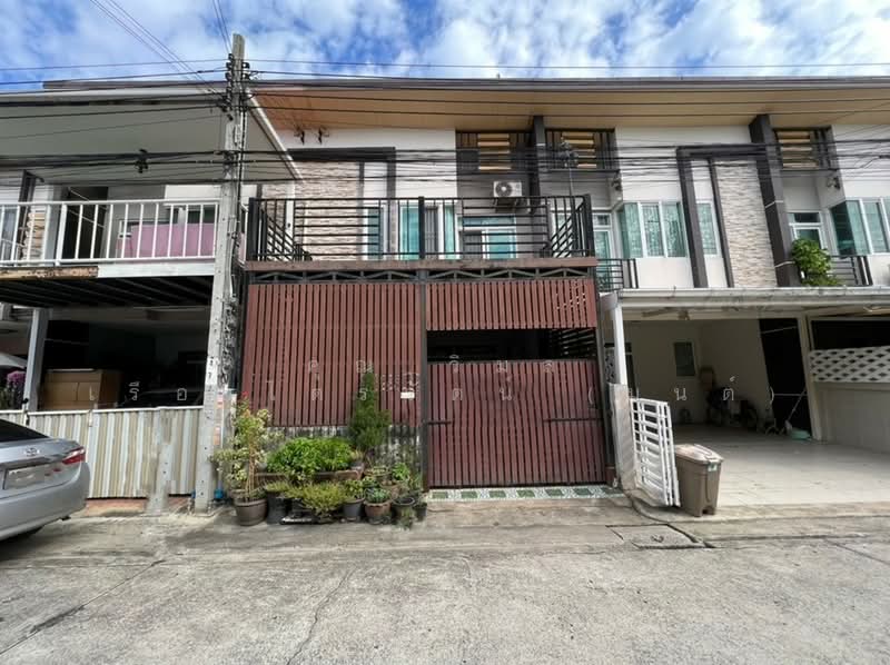 Gusto Townhome Ramkhamhaeng, Bangkok, Soi Rat Phatthana (Soi Miss Teen), Ramkhamhaeng Road (Sukhapiban 3 Road), Saphan Sung, Bangkok, 4 Bedrooms, 132 sqm, Townhouse For Sale, by คุณ วิมล เรืองไตรรัตน์ (มนต์), 500447675 - DDproperty.com