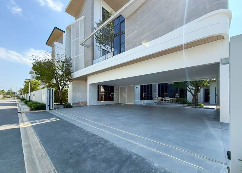 VIVE New Krungthepkreetha, Bangkok, Krungthep Kreetha Road, Saphan Sung, Bangkok, 5 Bedrooms, 716 sqm, Single Detached House For Rent, by Princeton Estate Co.,Ltd., 500447696 - DDproperty.com