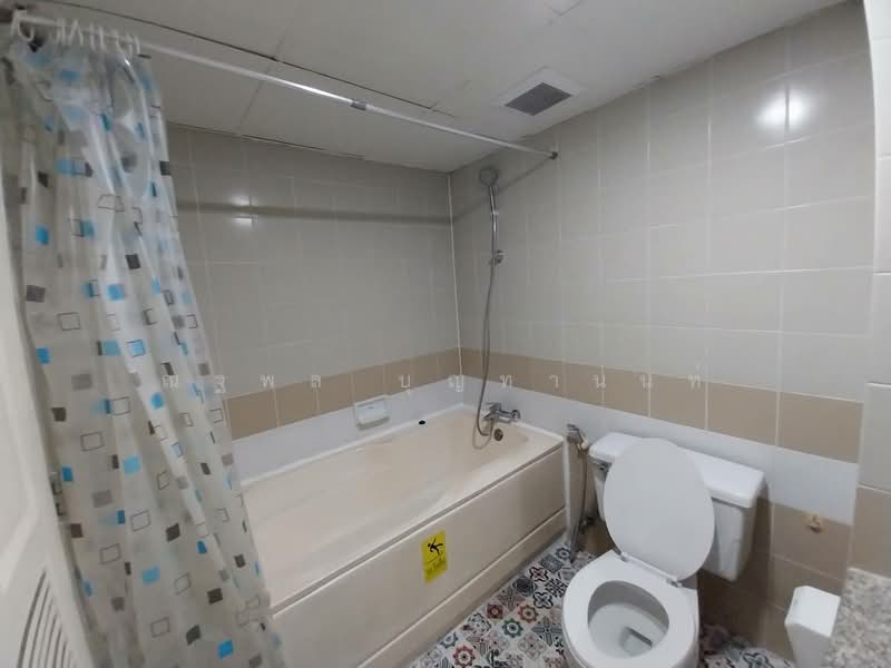 Ratchada Pavilion Condominium, Bangkok, 111 Soi Ratchadaphisek 30 Yak 4, Chan Kasem, Chatuchak, Bangkok, 1 Bedroom, 64 sqm, Condo For Sale, by ณฐพล บุญทานนท์, 500447703 - DDproperty.com