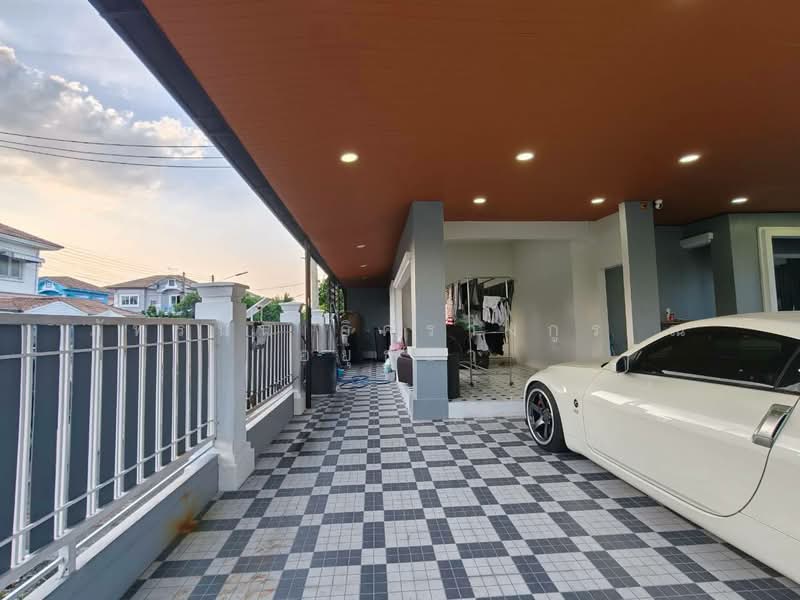 Pruksa Village 1 Lumlukka Klong 6, Pathum Thani, Soi Bueng Kham Phroi, Bung Kham Proi, Lam Luk Ka, Pathum Thani, 3 Bedrooms, 206 sqm, Single Detached House For Sale, by ภัทรนัน อิศรางกูร ณ อยุธยา, 500447711 - DDproperty.com