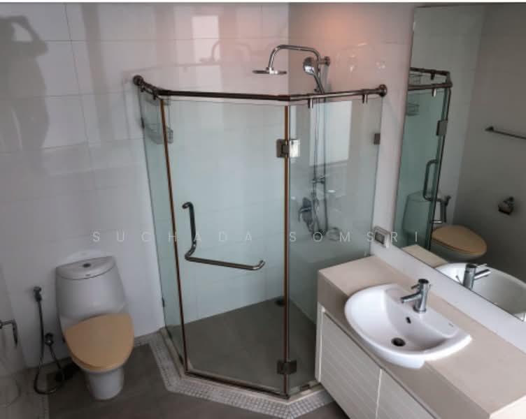 Siri Residence, Bangkok, 21 Soi Sukhumvit 24, Khong Tan, Khlong Toei, Bangkok, 2 Bedrooms, 105 sqm, Condo For Rent, by Suchada Somsri, 500447714 - DDproperty.com