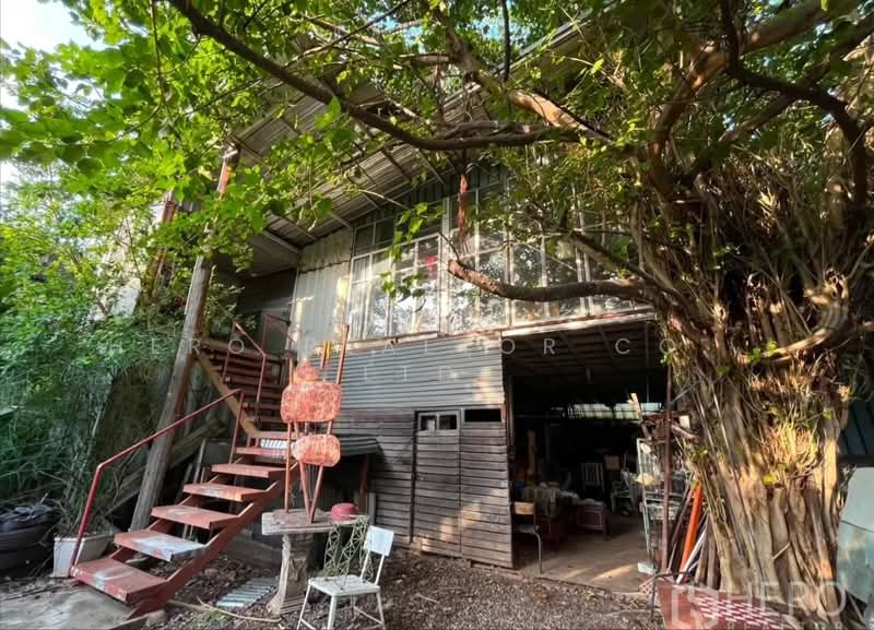 For Rent Warehouse 350 sqm near BTS Phra Khanong, Watthana Bangkok HRE01136, Bangkok, Khlong Tan Nua, Watthana, Bangkok, , 350 sqm, Warehouse/Factory For Rent, by Hero Realtor Co., Ltd., 500447715 - DDproperty.com