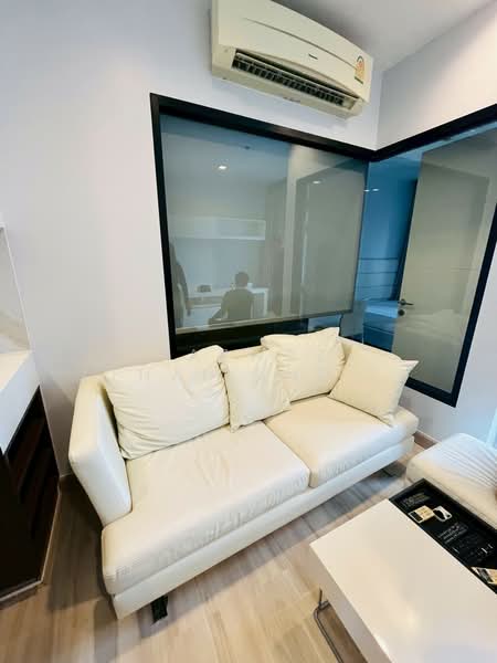Urbano Absolute Sathon-Taksin, Bangkok, 345 Charoen Nakhon 14/2 Alley, Khlong Ton Sai, Khlong San, Bangkok, 1 Bedroom, 38 sqm, Condo For Sale, by Fazwaz (Thailand) Co., Ltd., 500447730 - DDproperty.com