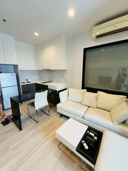 Urbano Absolute Sathon-Taksin : เออร์บาโน่ แอบโซลูท สาทร - ตากสิน, กรุงเทพ, 345 ซอยเจริญนคร 14/2, คลองต้นไทร, คลองสาน, กรุงเทพ, 38 ตร.ม., คอนโด ขาย, โดย Fazwaz (Thailand) Co., Ltd., 500447730 - DDproperty.com