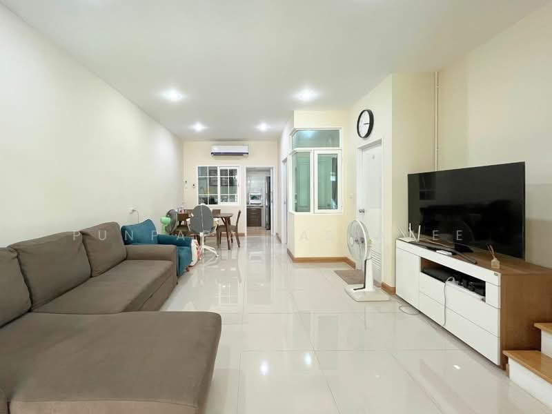 Golden Town Bangkhae, Bangkok, Soi Kanchanaphisek 5/1, Lak Song, Bang Khae, Bangkok, 3 Bedrooms, 117 sqm, Townhouse For Sale, by Punpapa Rassamee, 500447760 - DDproperty.com
