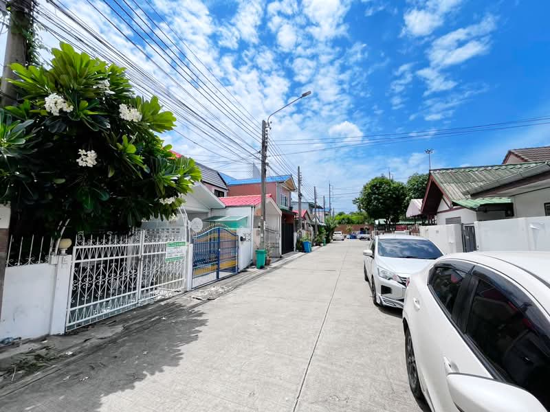 เลิศอุบล 4 : นาคนิวาส 71, กรุงเทพ, ลาดพร้าว, กรุงเทพ, 80 ตร.ม., ทาวน์เฮ้าส์ ขาย, โดย สุรเดช อรุณสุโรจน์, 500447762 - DDproperty.com