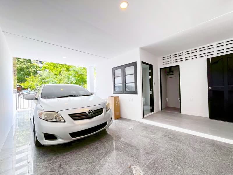 ชาร์มมิ่งโฮม : ปากเกร็ด, Nonthaburi, Pak Kret, Nonthaburi, 4 Bedrooms, 132 sqm, Townhouse For Sale, by Suradej Arunsurosn, 500447767 - DDproperty.com