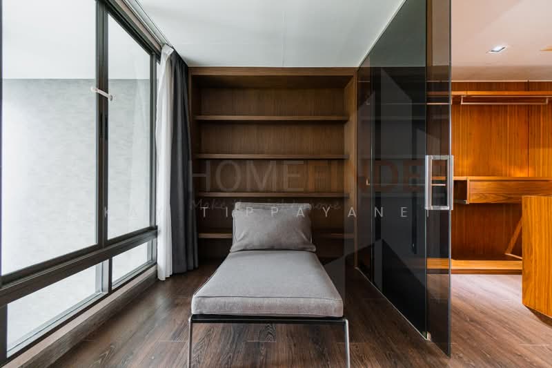 The Park Lane 22, Bangkok, 42 Soi Pridi Banomyong 45, Khlong Tan Nua, Watthana, Bangkok, 3 Bedrooms, 350 sqm, Townhouse For Rent, by Kay Tippayanet, 500447783 - DDproperty.com