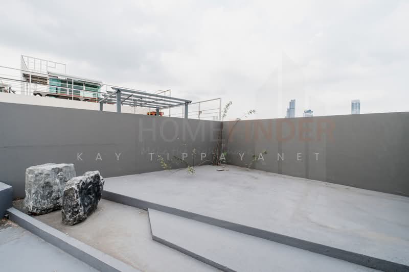 The Park Lane 22, Bangkok, 42 Soi Pridi Banomyong 45, Khlong Tan Nua, Watthana, Bangkok, 3 Bedrooms, 350 sqm, Townhouse For Rent, by Kay Tippayanet, 500447783 - DDproperty.com